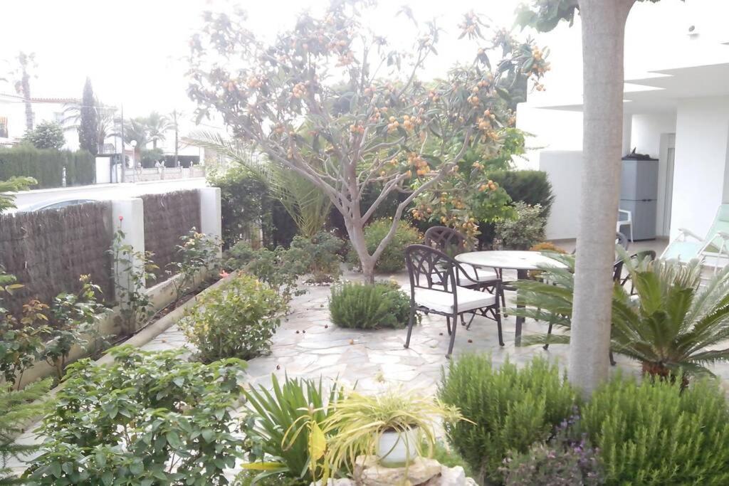 Bonito Apartamento De 3 Hab. Con Jardin Roses Extérieur photo